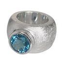 Edler Silber Ring mit blauem Topas